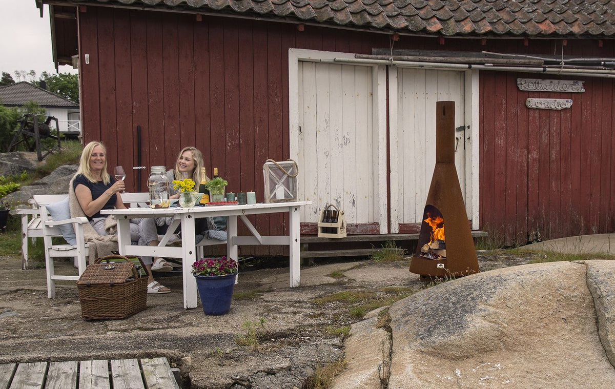 Jøtul Frøya Outdoor Wood Burning Fireplace