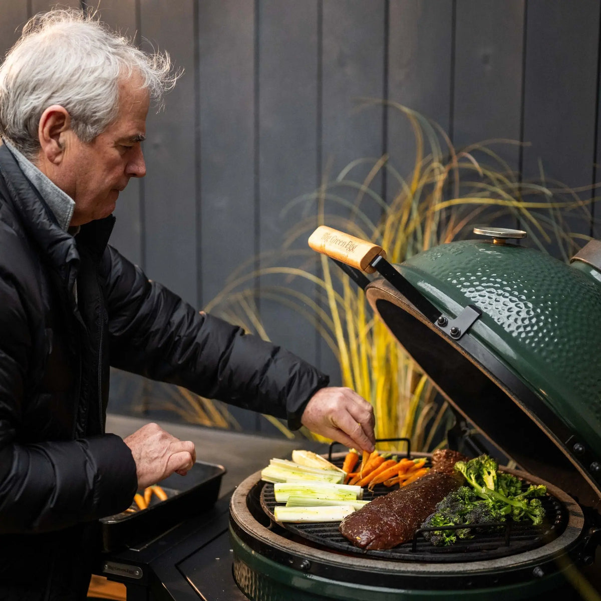 Large Big Green Egg Essential Bundle