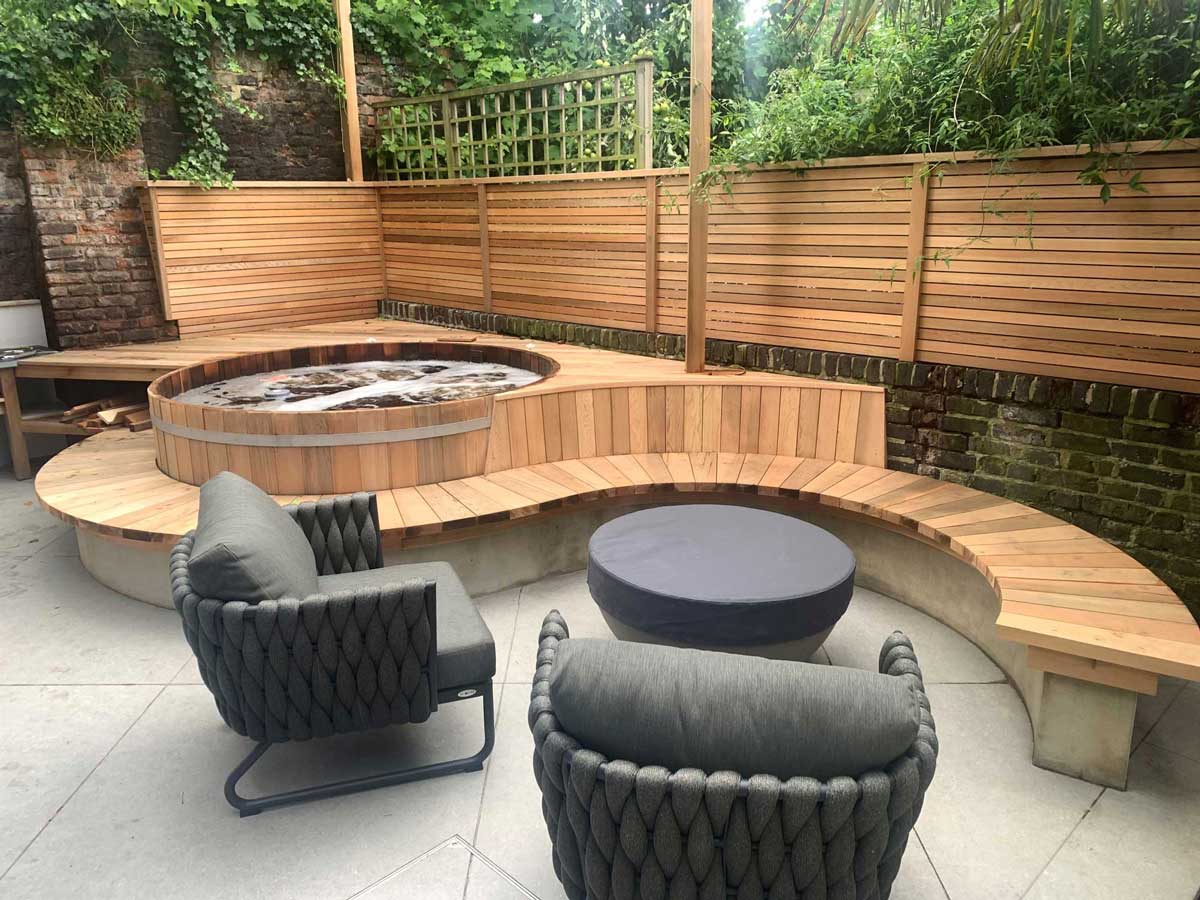 Aurora Inset Cedar Wood Hot Tub (6 Person)