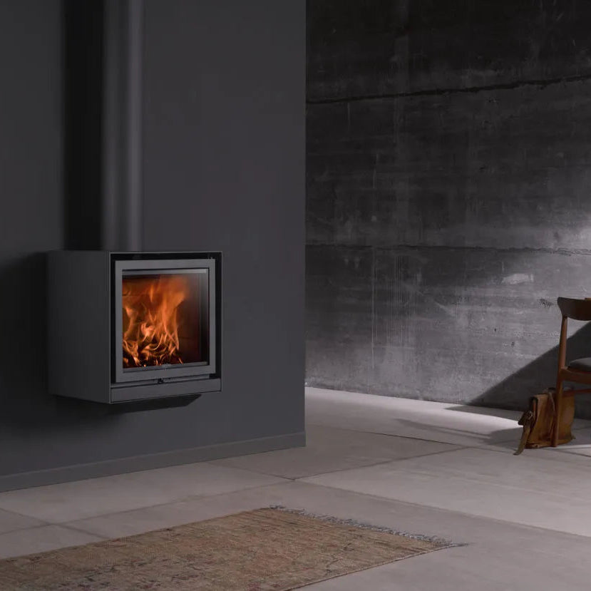 Stûv 16-UP 68 Wall-Mounted Wood Burning Stove
